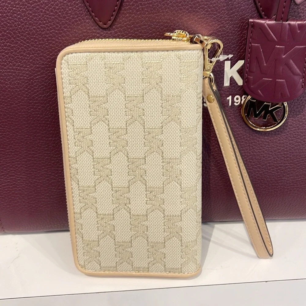 Michael Kors Jet Set Travel Large Phone Case Wristlet Wallet MK Natural Multi